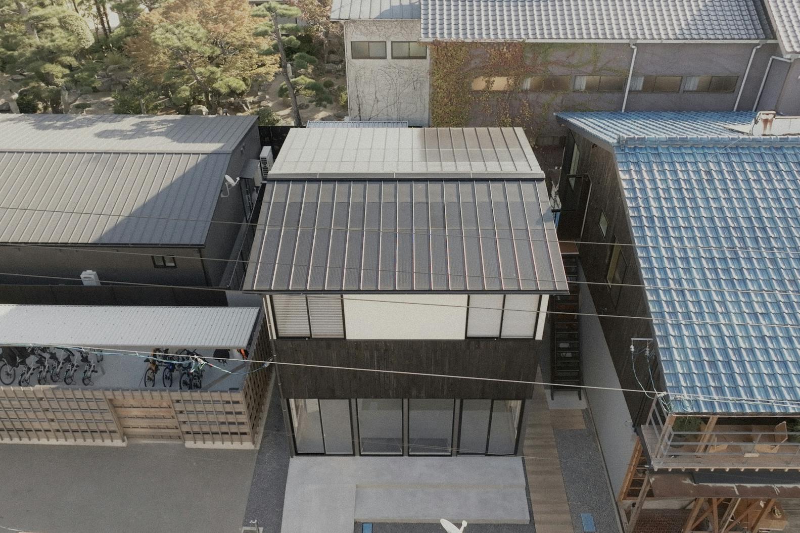 屋根一体型太陽光パネルRoof-1と未来のHEMS、Home-1が体験できるSOIL Setoda